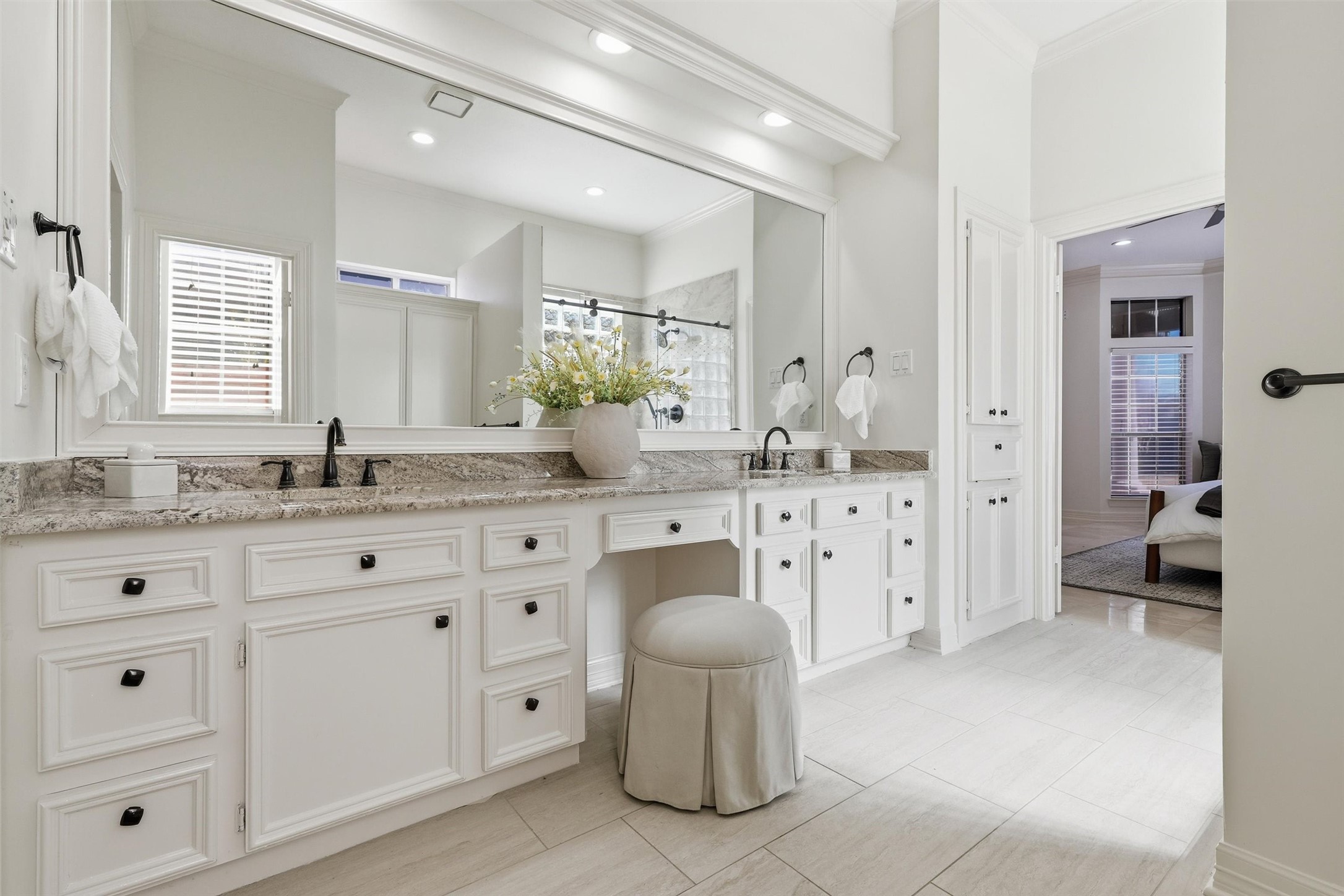 1918 Winter Knoll Way Houston, TX 77062 - Photo 24 of 46