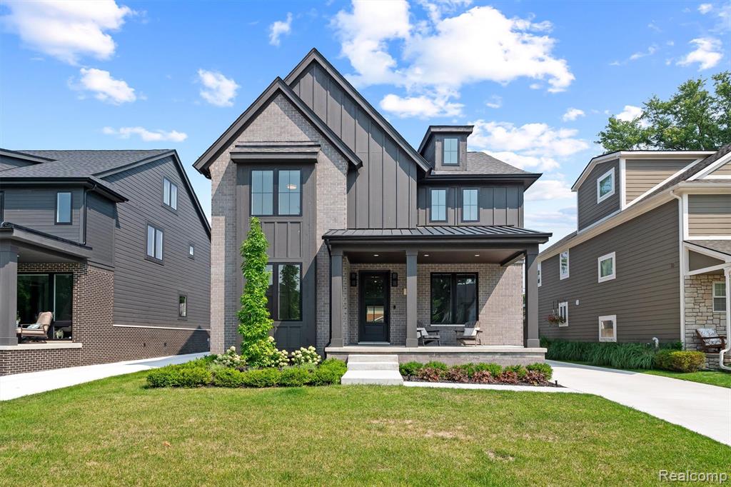 2663 Dorchester Road Birmingham, MI 48009 - Photo 1 of 33