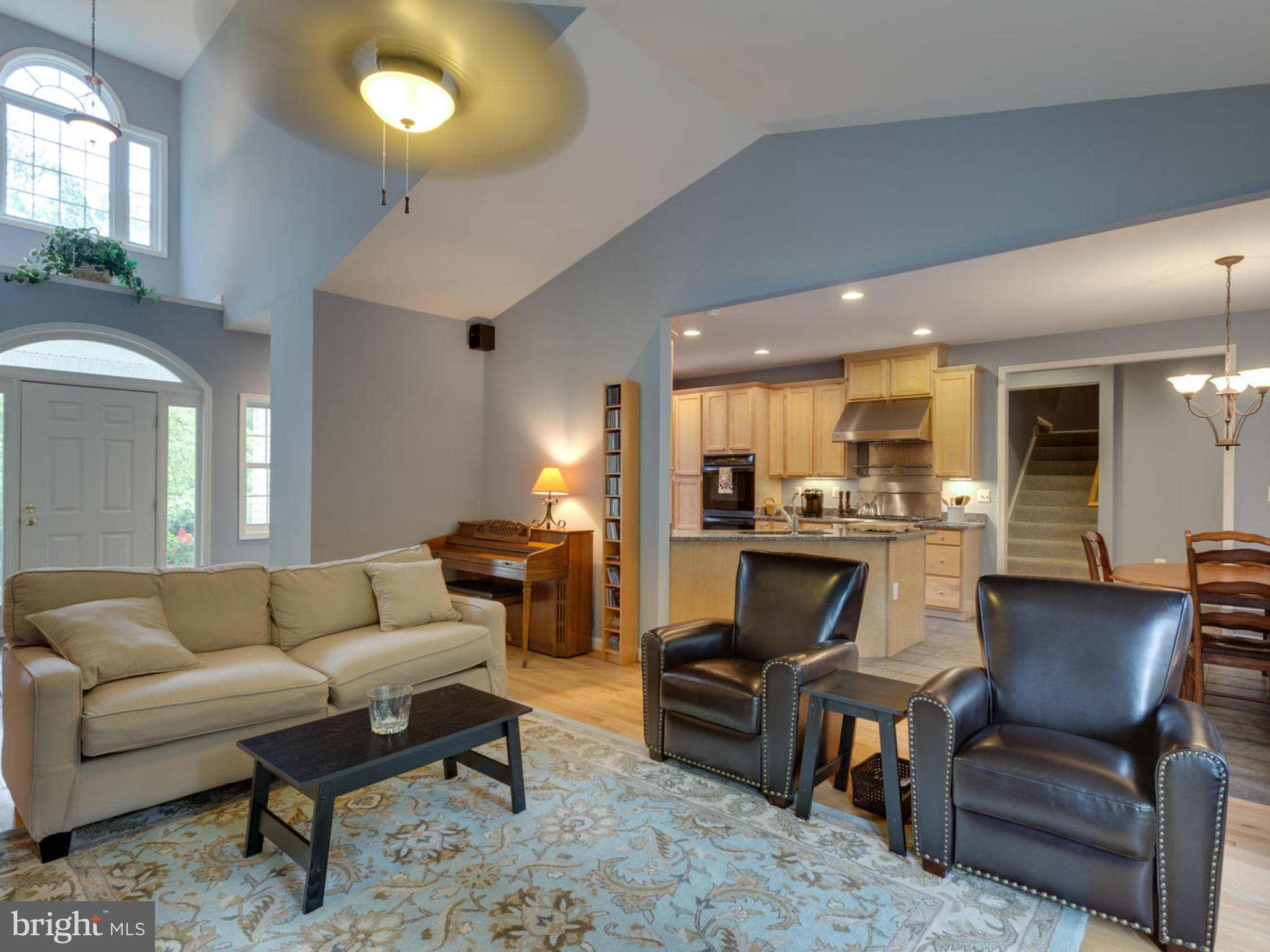 5167 South Run Road Warrenton, VA 20187 - Photo 6 of 30 Living Room