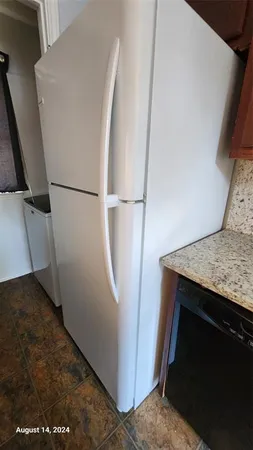a view of living room washer and dryer