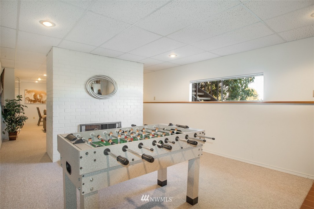 8230 Talbot Road Edmonds, WA 98026 - Photo 21 of 23 Gallery Image 21