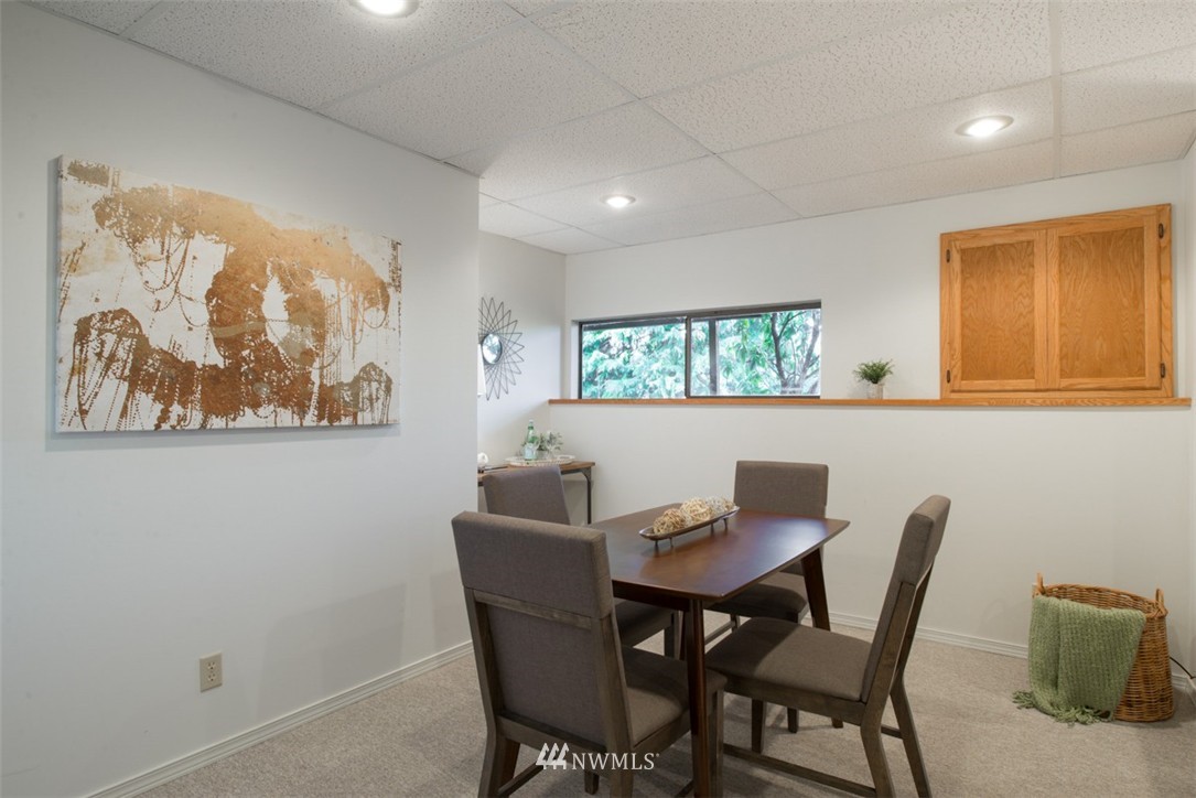 8230 Talbot Road Edmonds, WA 98026 - Photo 22 of 23 Gallery Image 22