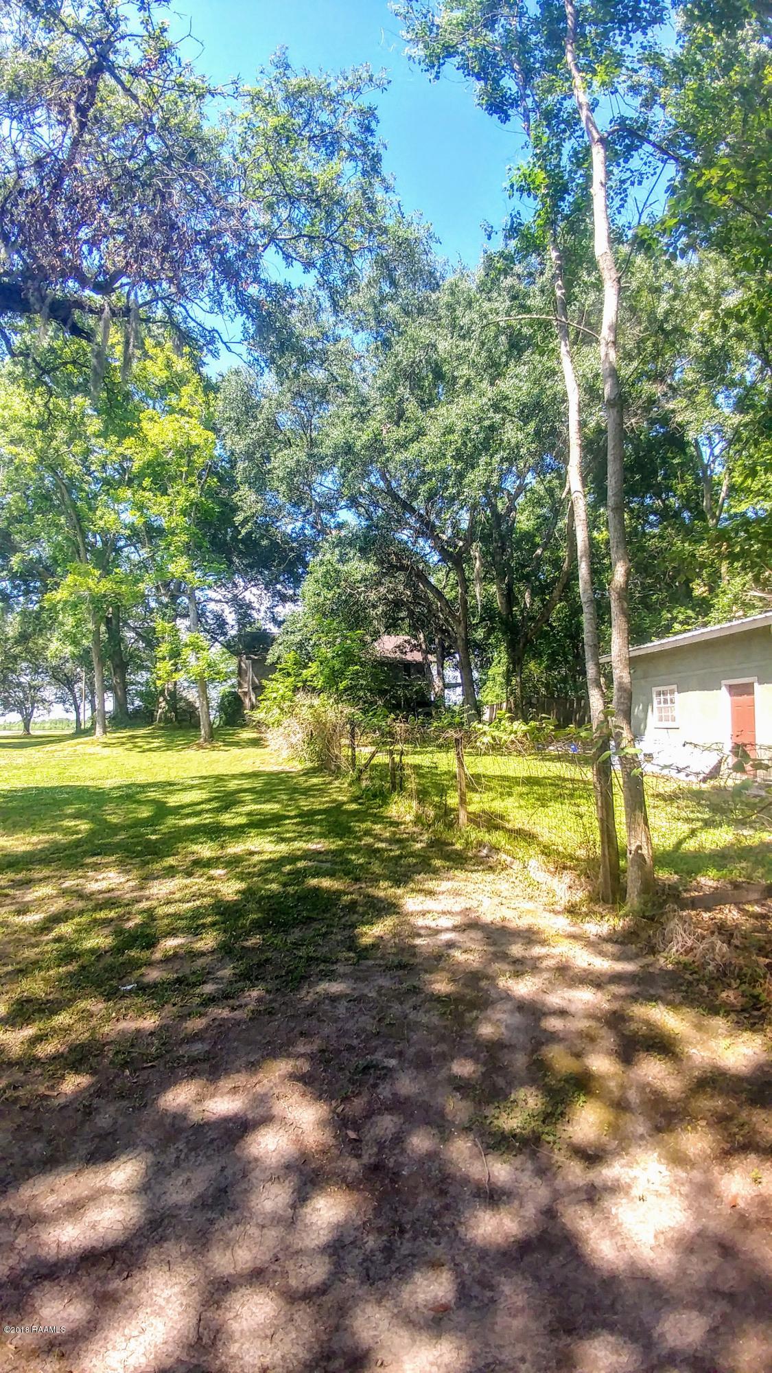 744 Verdunville Road Franklin, LA 70538 - Photo 11 of 29 Gallery Image 11