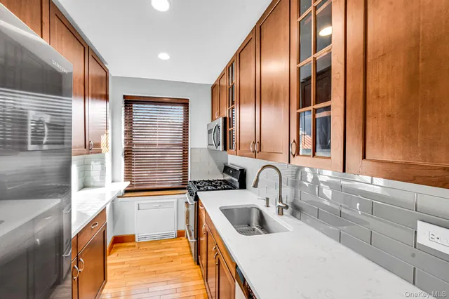 $249,999 | 213-05 75th Avenue, Unit 4N | Oakland Gardens