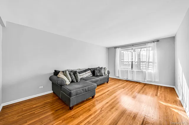 $249,999 | 213-05 75th Avenue, Unit 4N | Oakland Gardens