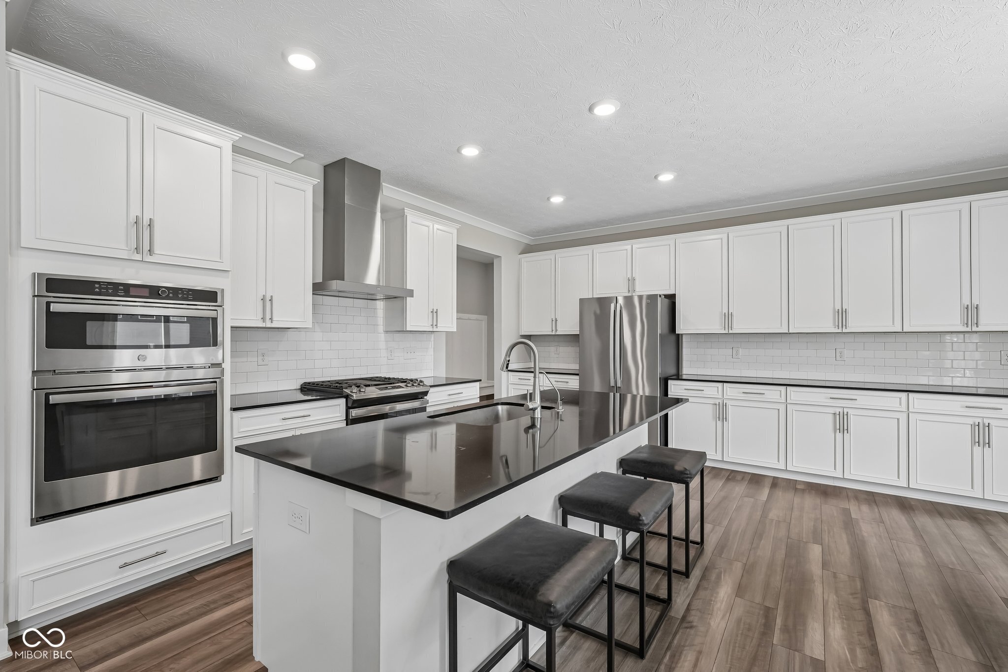 11886 Prominence Place Fishers, IN 46037 - Photo 14 of 87