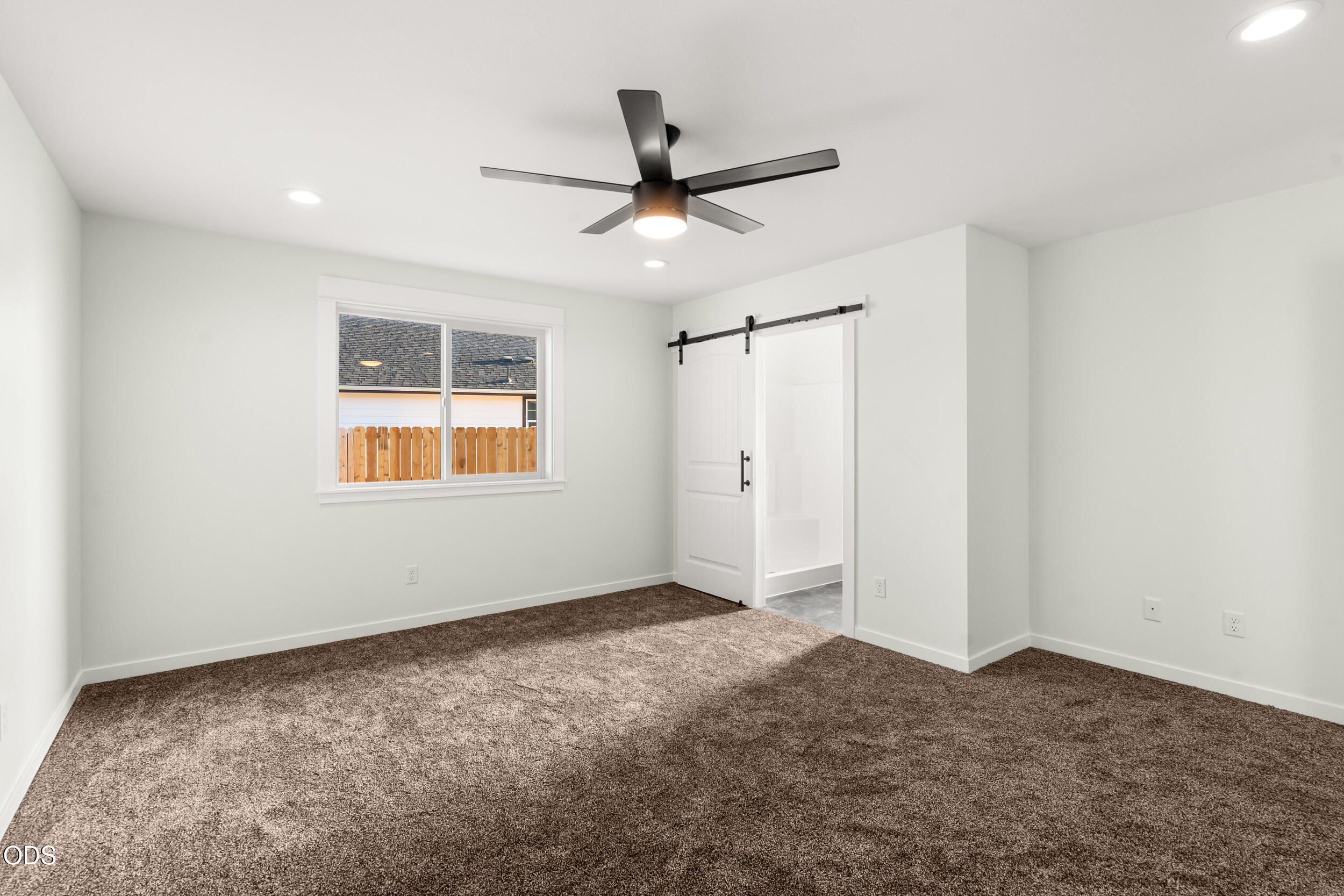 1106 Cascade Loop, Unit LOT 8 Cave Junction, OR 97523 - Photo 15 of 35 Gallery Image 15