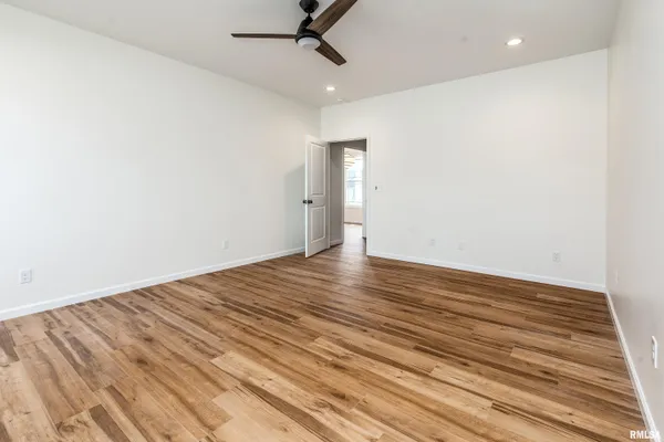 $435,000 | 1106 Horizon Drive, Marion, IL 62959