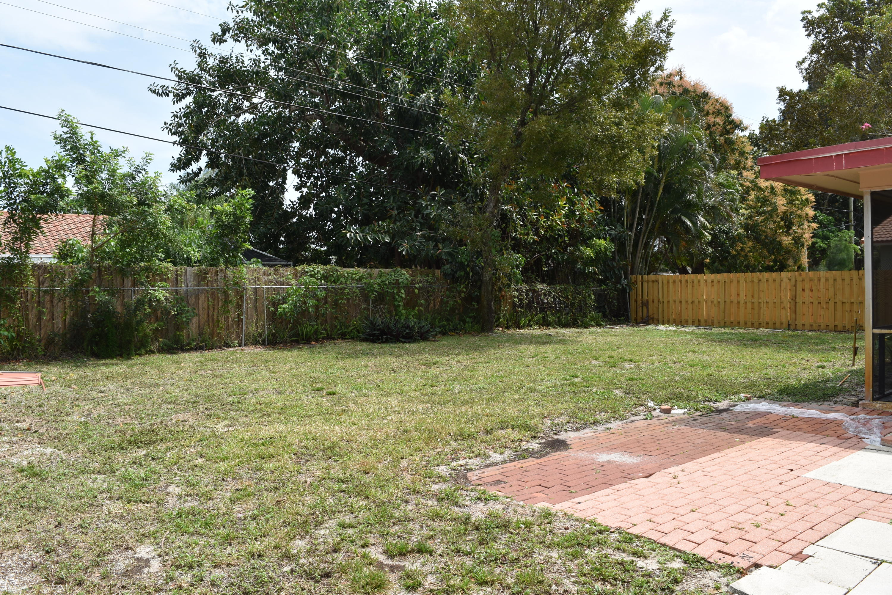 650 Southwest 15th Avenue Boca Raton, FL 33486 - Photo 11 of 11 Back Yard