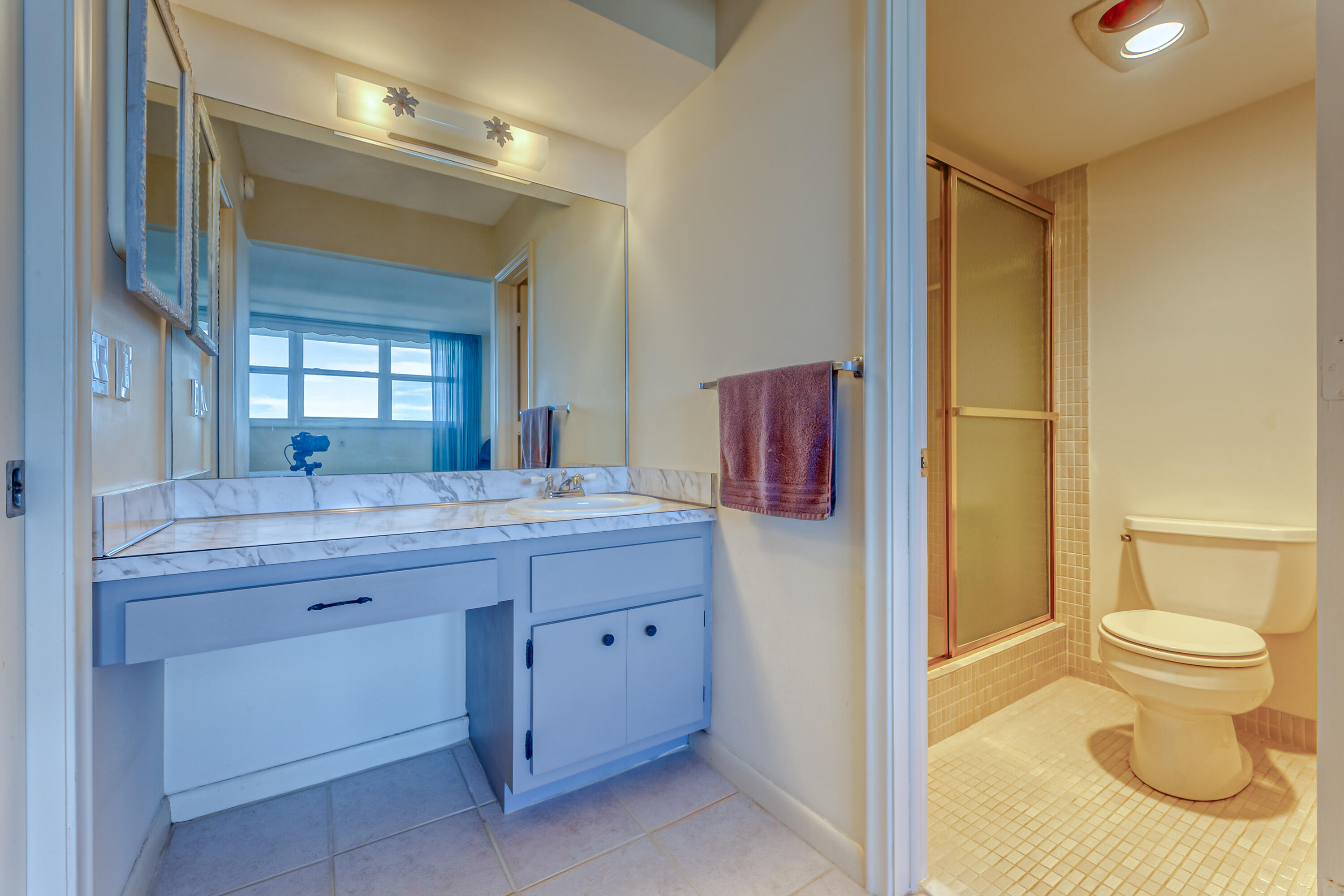 303 North Riverside Drive, Unit PH5 Pompano Beach, FL 33062 - Photo 10 of 46 Separate Vanity