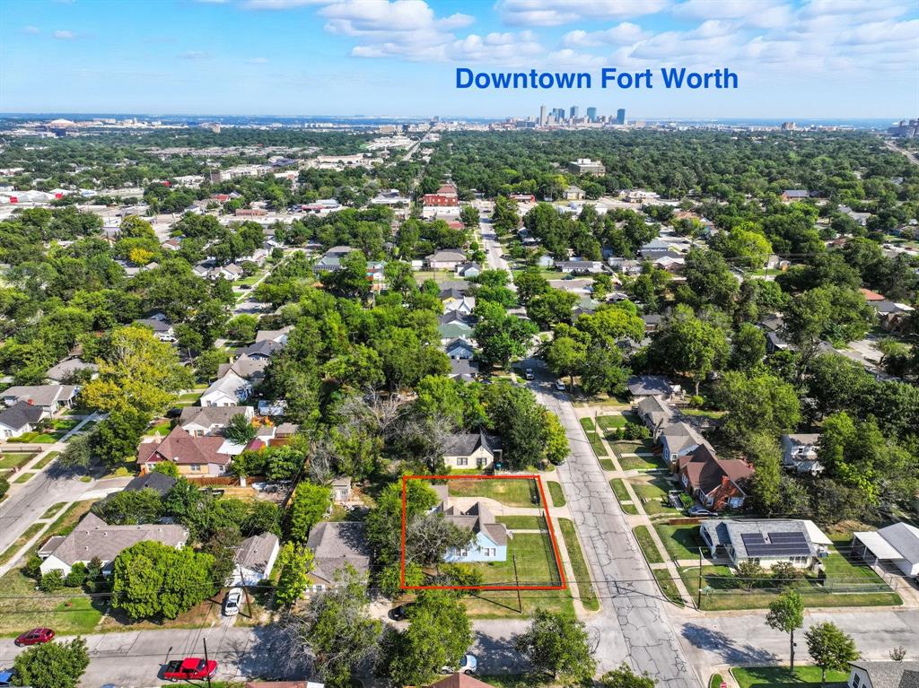 3244 Ryan Avenue Fort Worth, TX 76110 - Photo 29 of 31 a view of a city