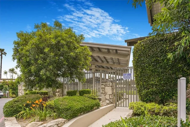 $189,000 | 6475 Atlantic Avenue, Unit 888, Long Beach, CA 90805