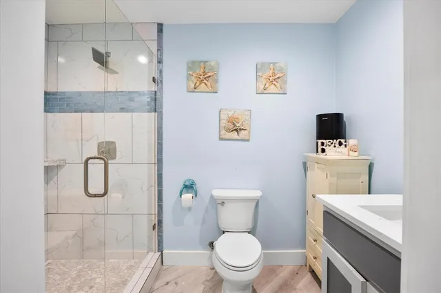 $1,200,000 | 220 Pinoak Drive, Mabank, TX 75156