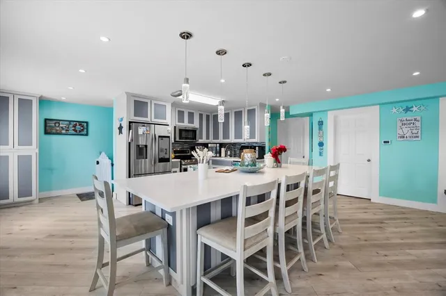 $1,200,000 | 220 Pinoak Drive, Mabank, TX 75156