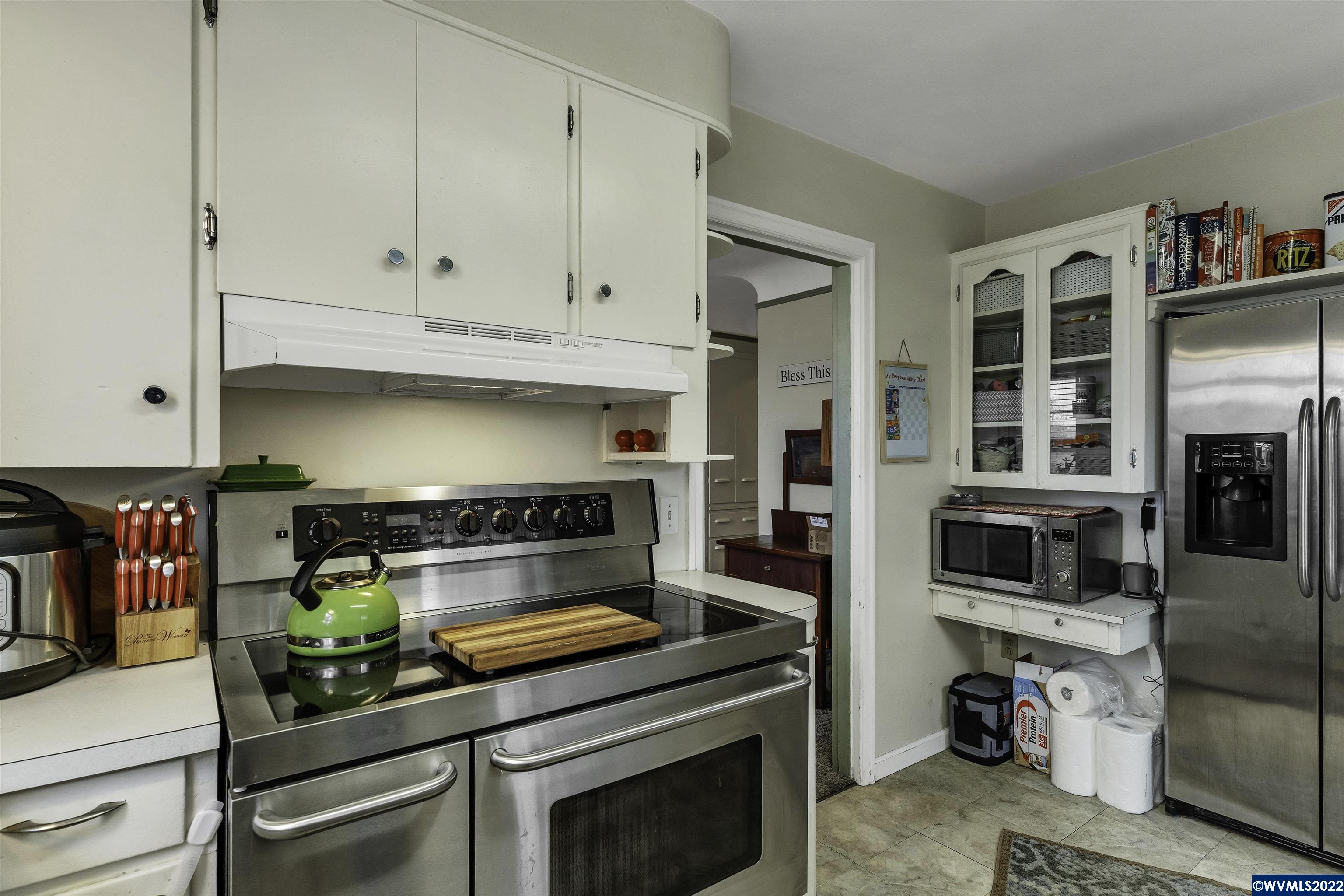 1590 Southwest Ellis Street Dallas, OR 97338 - Photo 17 of 36 Gallery Image 17