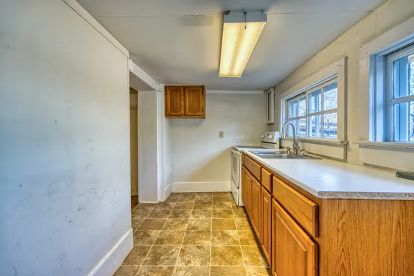 $450,000 | 62 North Main Street, Springfield, TN 37172