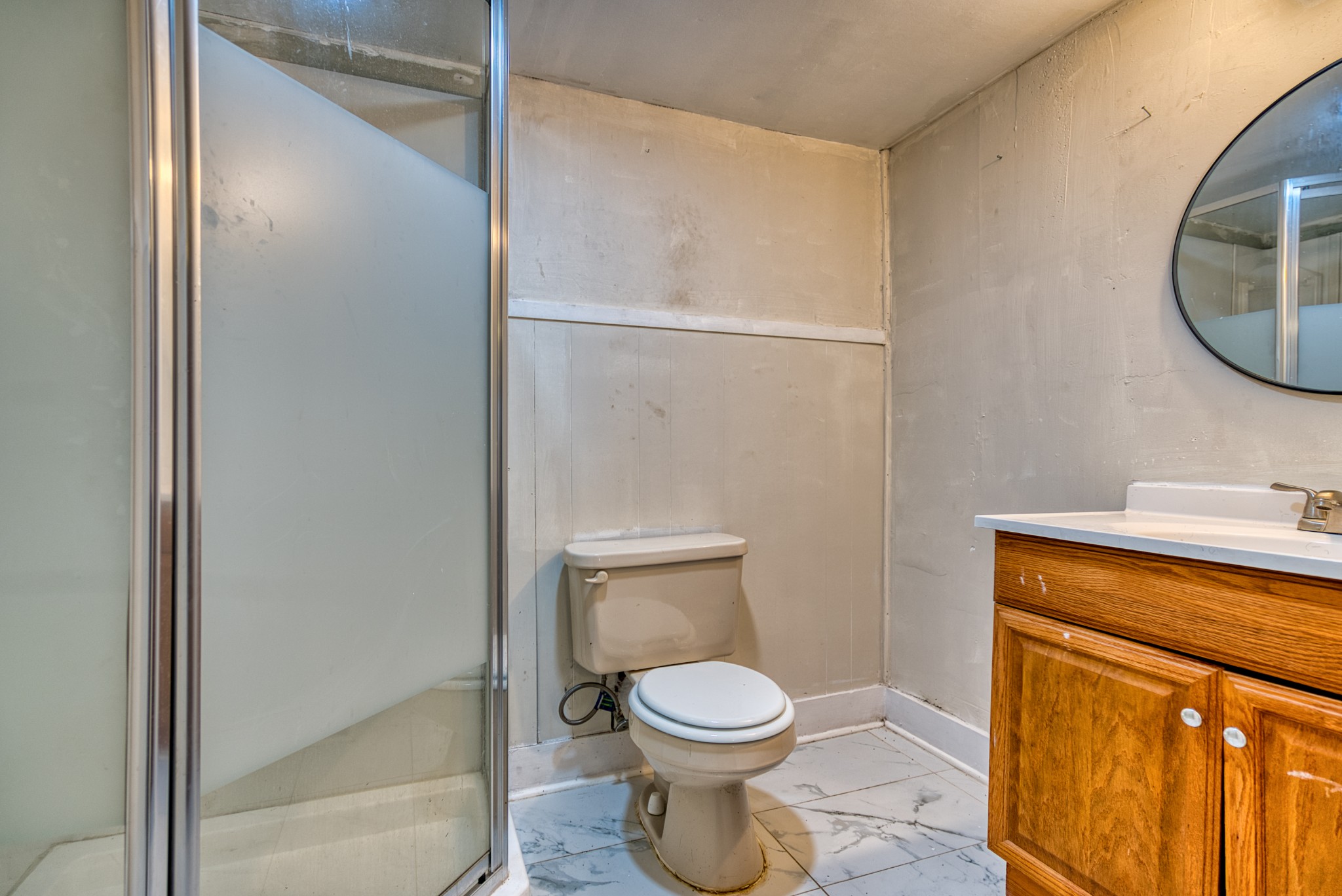 62 North Main Street Springfield, TN 37172 - Photo 60 of 69 a bathroom with a toilet and a sink