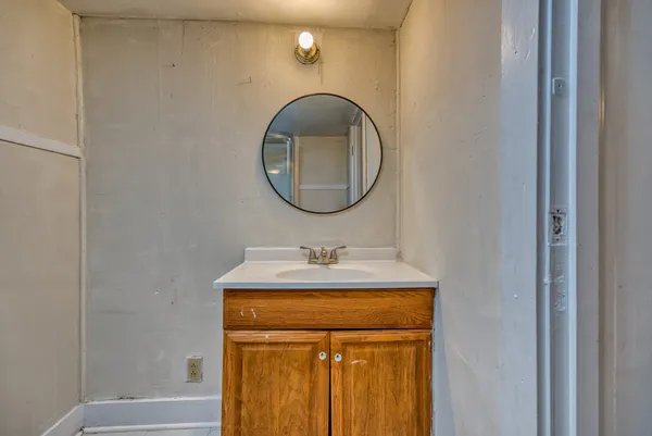 $450,000 | 62 North Main Street, Springfield, TN 37172