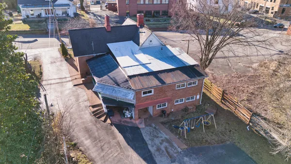 $450,000 | 62 North Main Street, Springfield, TN 37172