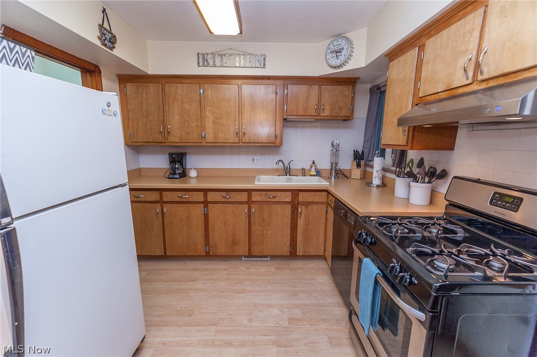 4310 West Pleasant Valley Road Cleveland, OH 44134 - Photo 10 of 31 Gallery Image 10