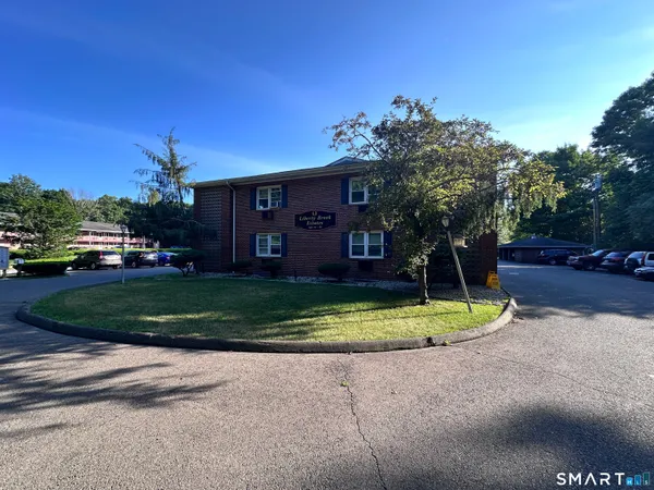 $1,550 | 136 Liberty Street, Clinton, CT 06413
