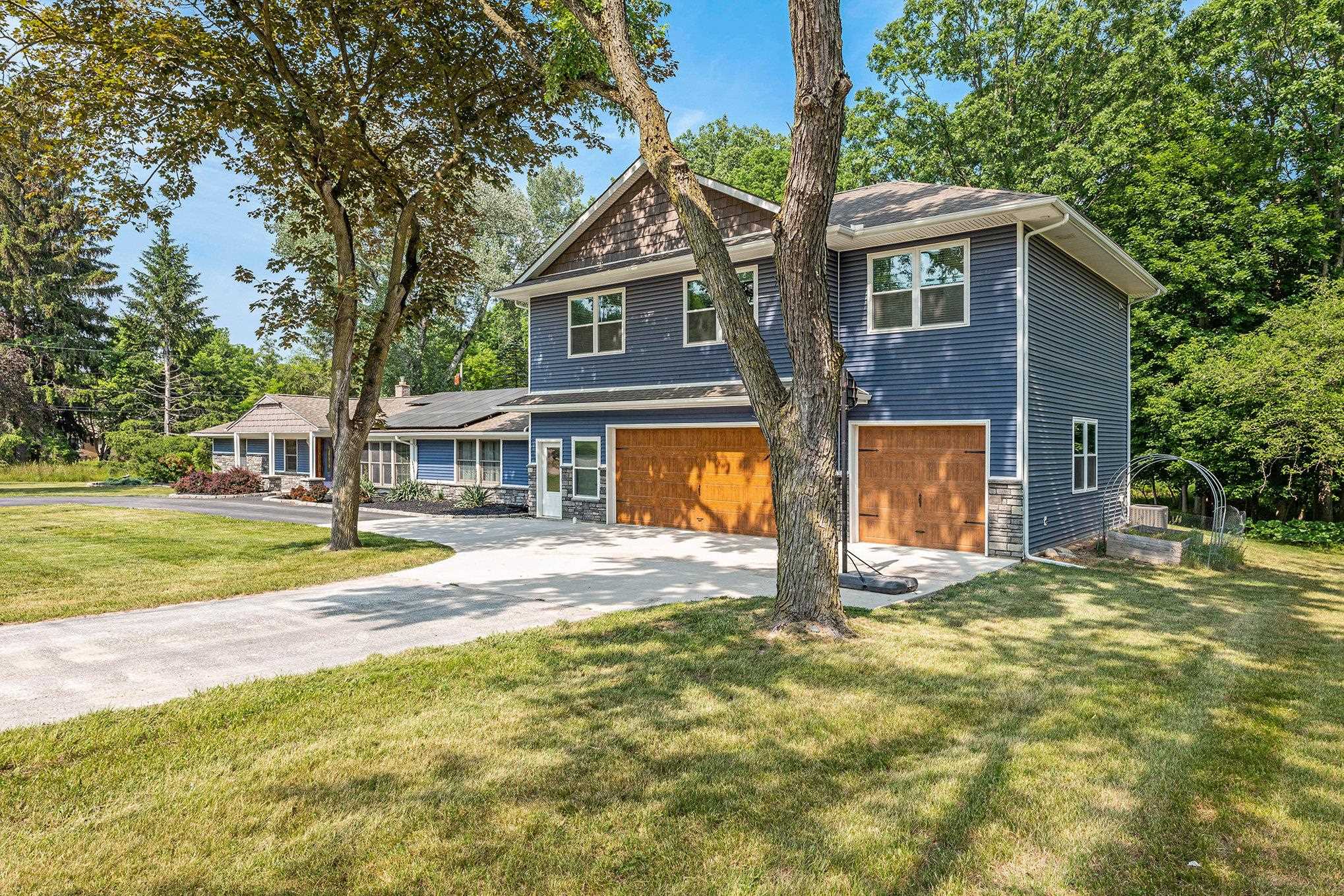 1850 North Livernois Road Rochester, MI 48306 - Photo 4 of 41 50113303-3.JPG