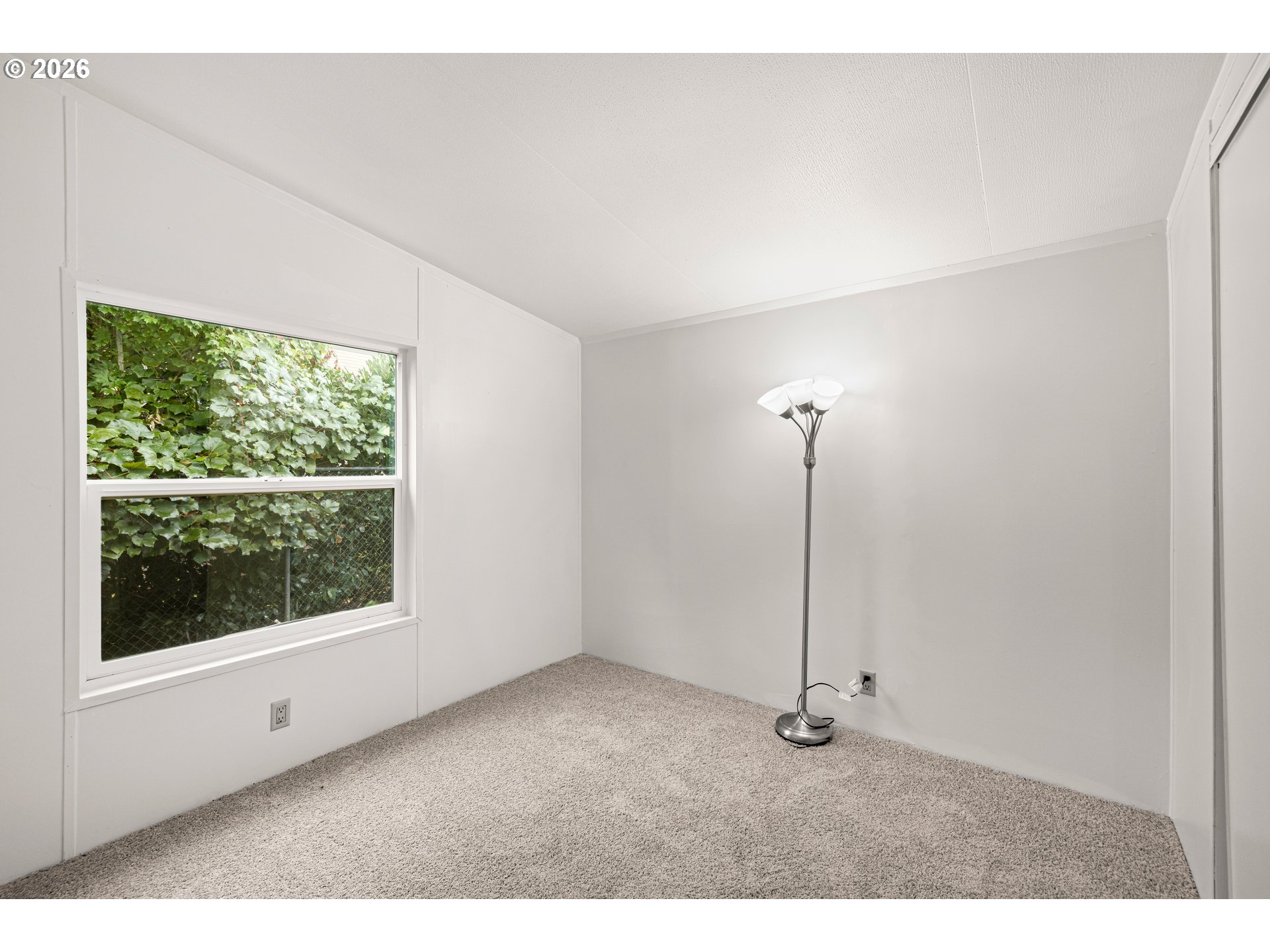 13115 Southeast Foster Road, Unit 22 Portland, OR 97236 - Photo 14 of 40
