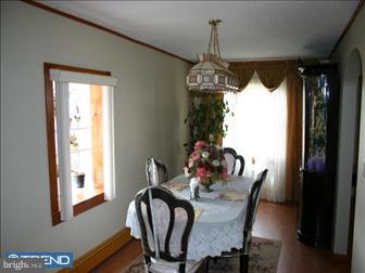 8 Aaronson Road Columbus, NJ 08022 - Photo 4 of 6 Dining Room