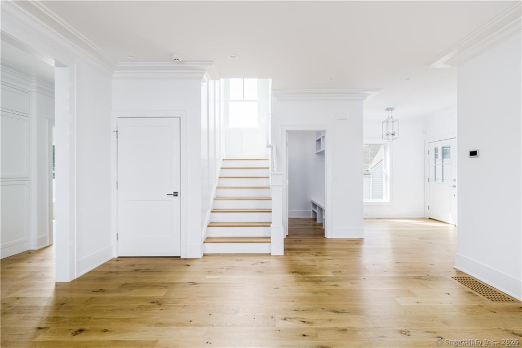 378 Penfield Road Fairfield, CT 06824 - Photo 13 of 37