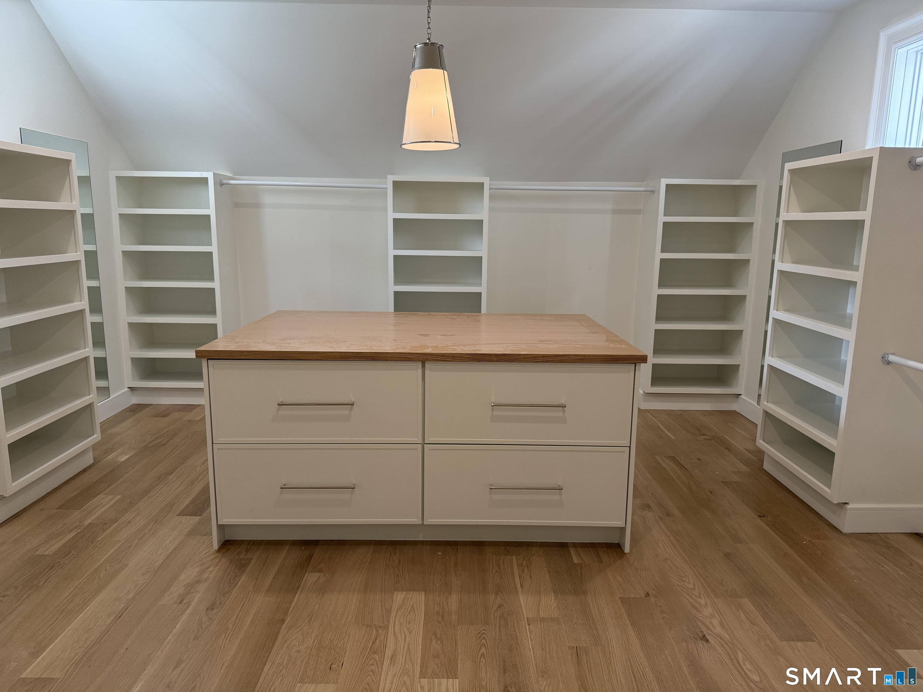 378 Penfield Road Fairfield, CT 06824 - Photo 32 of 37