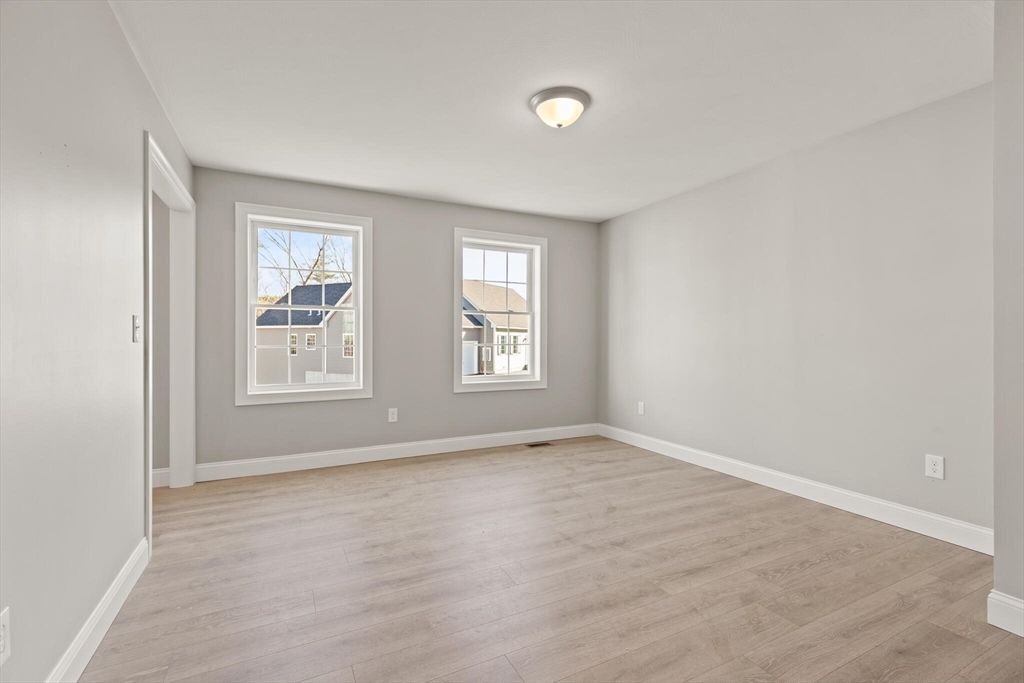 14 R Pne Hl Way, Unit 14 Harvard, MA 01451 - Photo 12 of 41 an empty room with windows