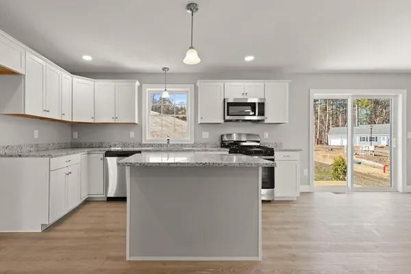 $714,900 | 14 R Pne Hl Way, Unit 14, Harvard, MA 01451