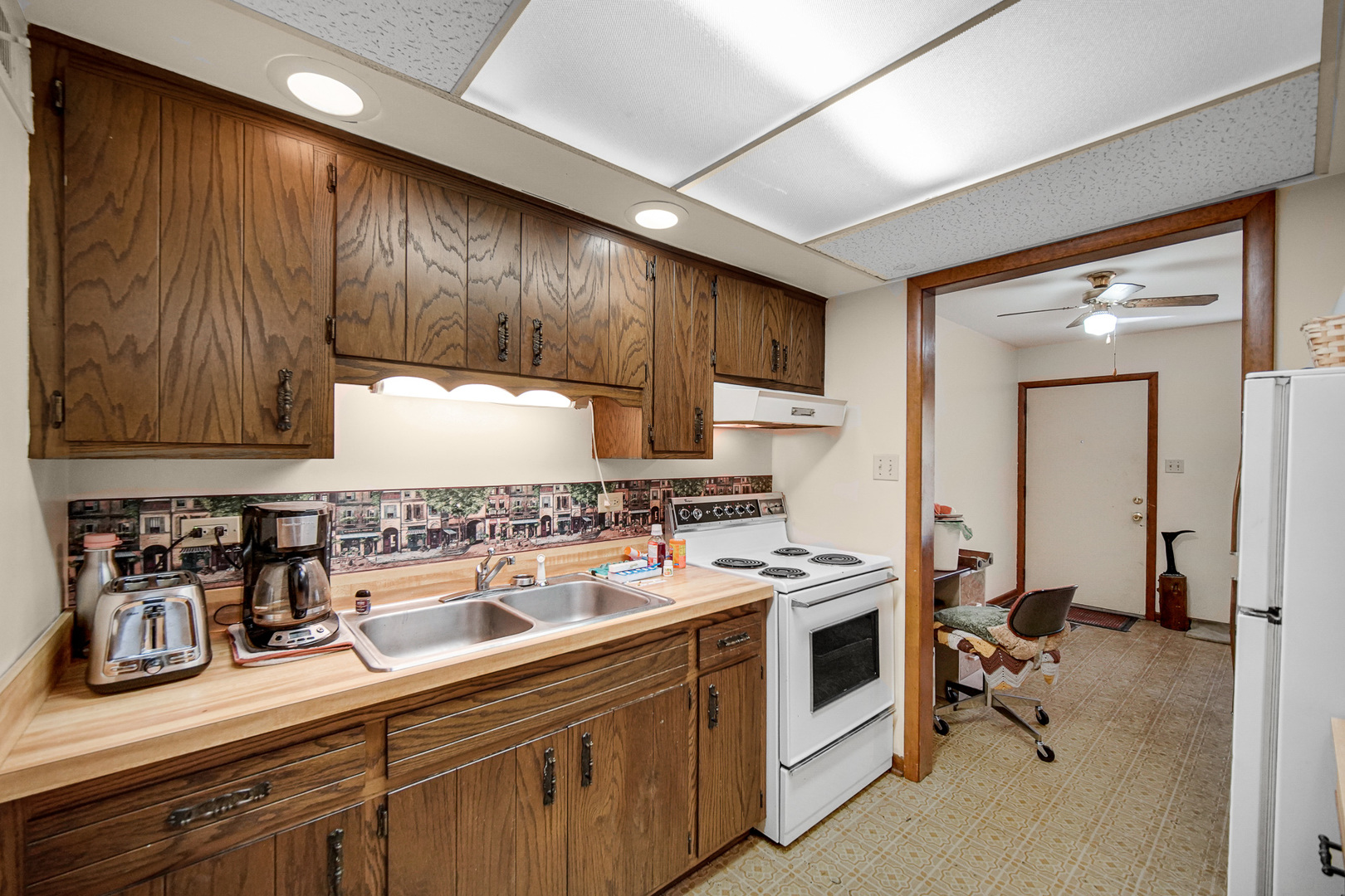 2513 Ridge Road Lansing, IL 60438 - Photo 16 of 26