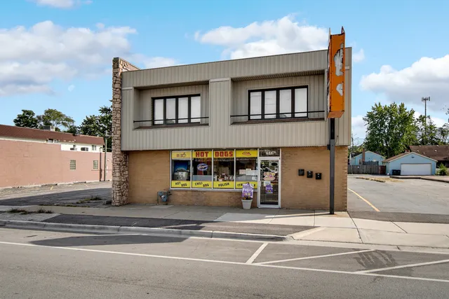 $285,000 | 2513 Ridge Road, Lansing, IL 60438