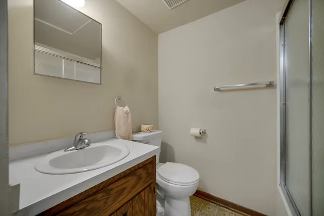 $285,000 | 2513 Ridge Road, Lansing, IL 60438