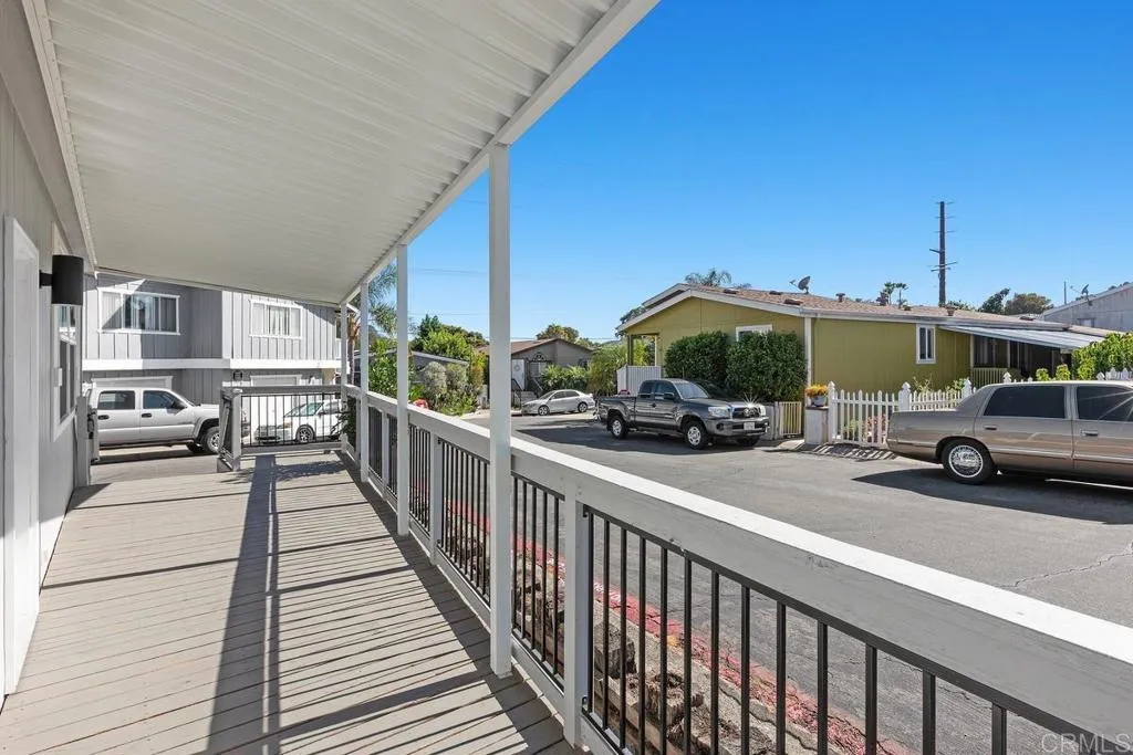 1638 Calavo Road, Unit 43 Fallbrook, CA 92028 - Photo 9 of 29 Gallery Image 9