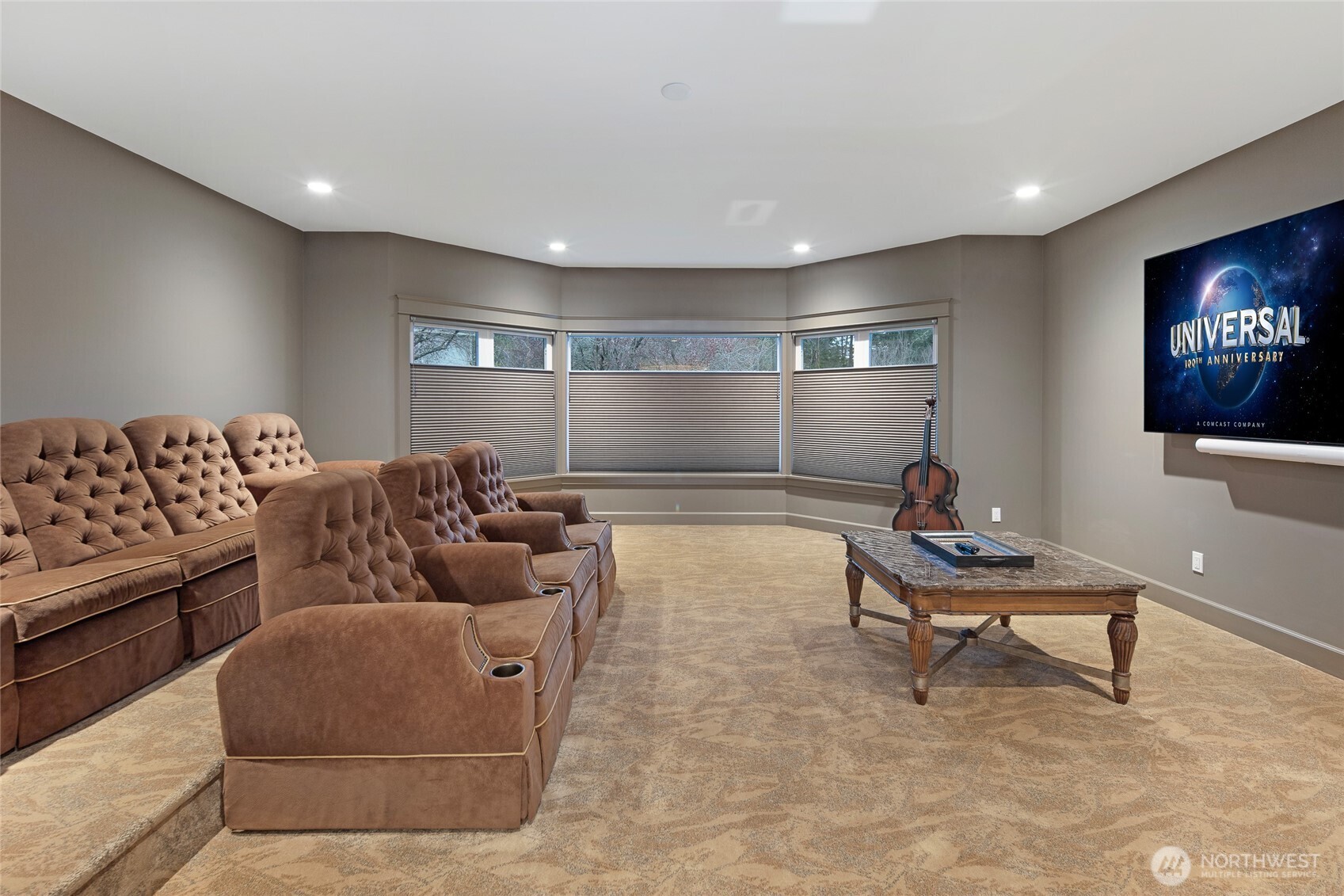 735 Rosler Road San Juan Island, WA 98250 - Photo 30 of 40 a living room with furniture