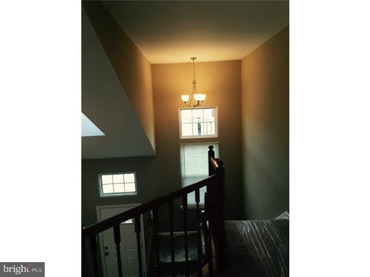 32 Ridgewood Way Burlington Township, NJ 08016 - Photo 11 of 23 Gallery Image 11