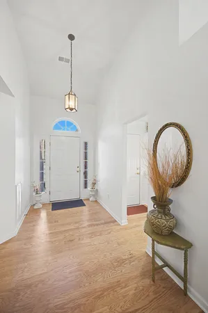 $3,500 | 553 Wheatfield Way, Nashville, TN 37209