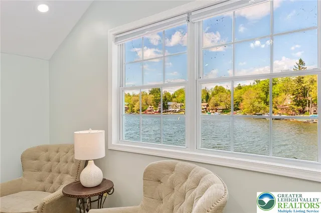 $1,495,000 | 34 South Lake Drive, Lake Harmony, PA 18624