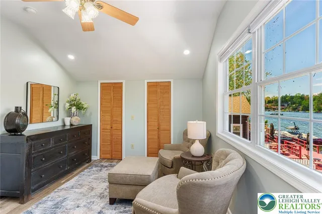 $1,495,000 | 34 South Lake Drive, Lake Harmony, PA 18624