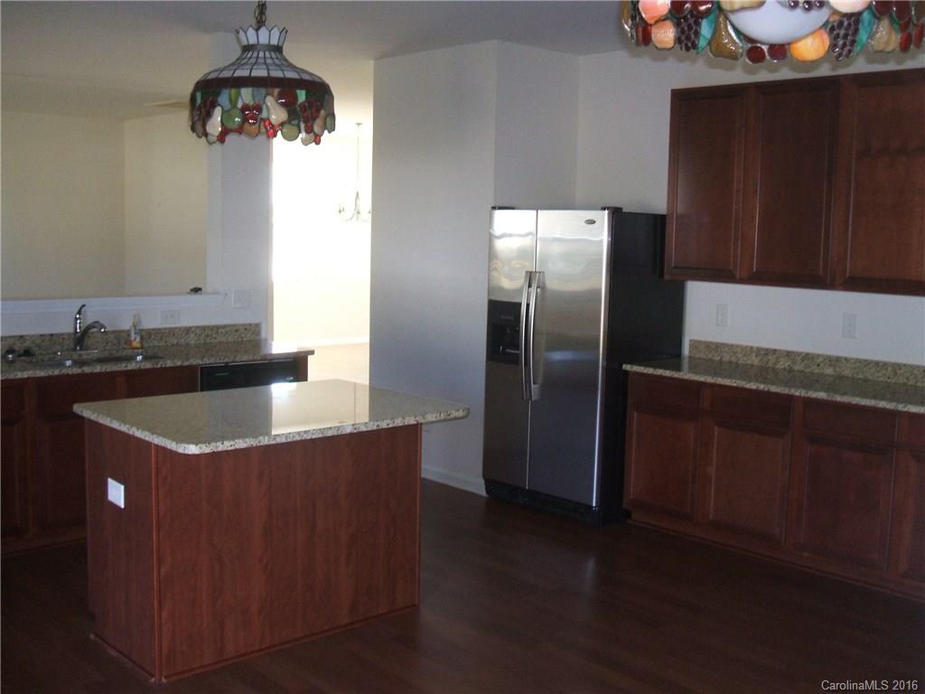 8604 Heartleaf Road, Unit 582 Charlotte, NC 28227 - Photo 4 of 10 Gallery Image 4