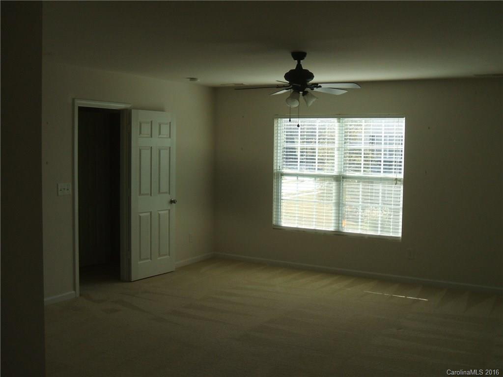 8604 Heartleaf Road, Unit 582 Charlotte, NC 28227 - Photo 7 of 10 Gallery Image 7