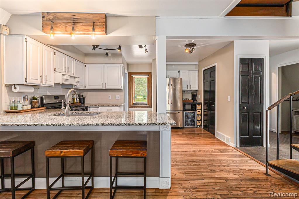 2126 Norton Road Howell, MI 48843 - Photo 15 of 54 Gallery Image 15