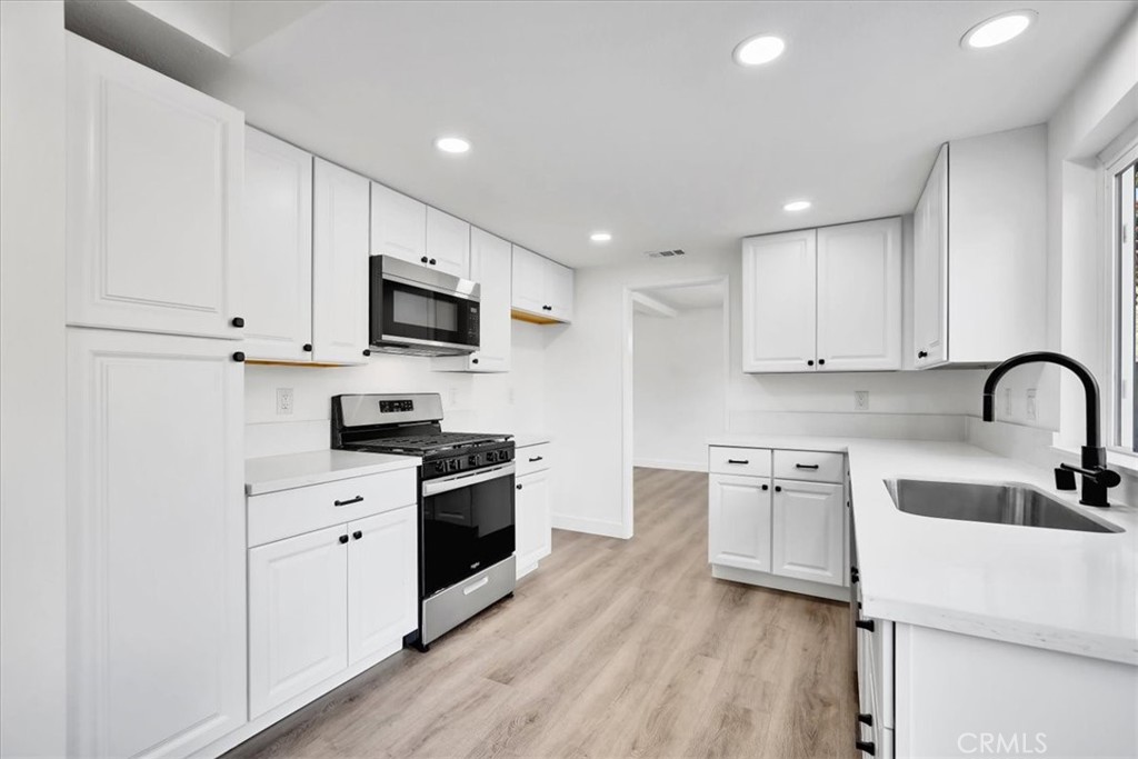 18006 Point Conception Place Cerritos, CA 90703 - Photo 19 of 53