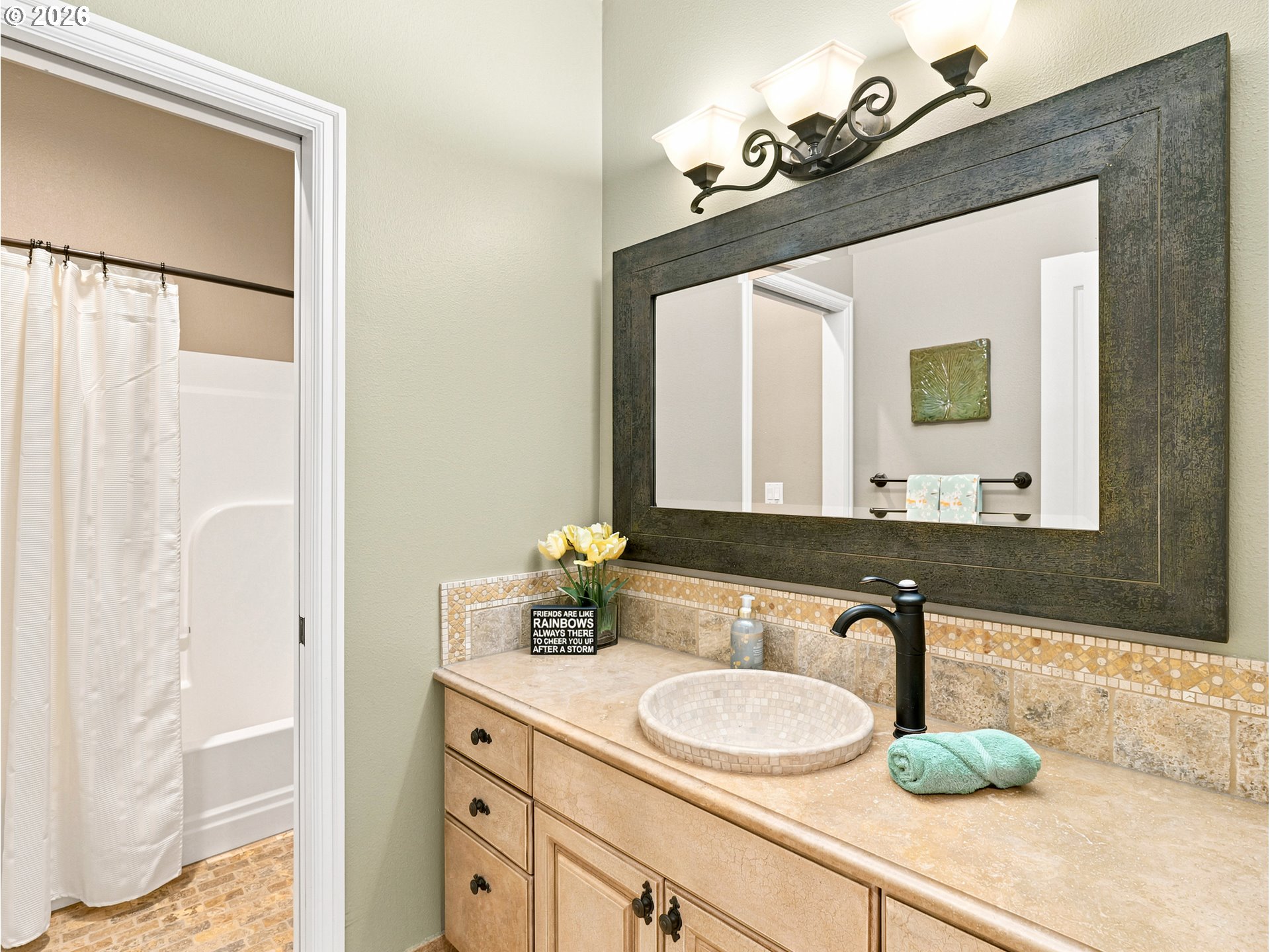 9630 Southwest Iowa Drive Tualatin, OR 97062 - Photo 31 of 48 Bathroom