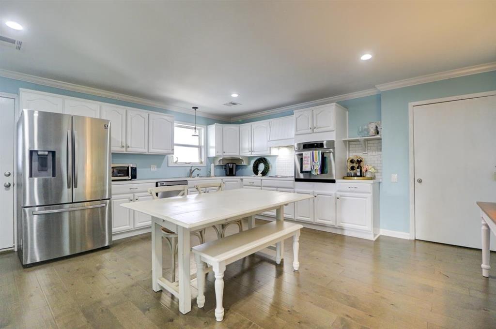 9482 Big Lake Road Lake Charles, LA 70605 - Photo 5 of 34