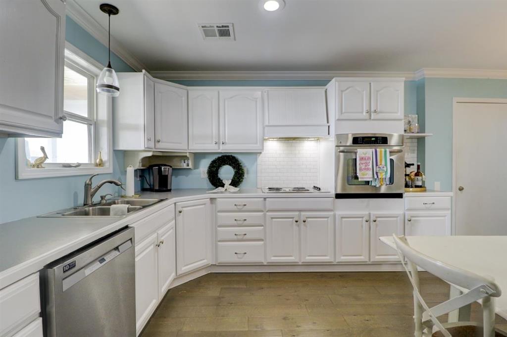 9482 Big Lake Road Lake Charles, LA 70605 - Photo 8 of 34