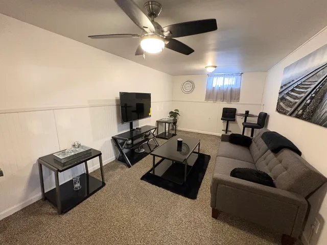 $259,999 | 3401 South Deerfield Avenue, Lansing, MI 48911