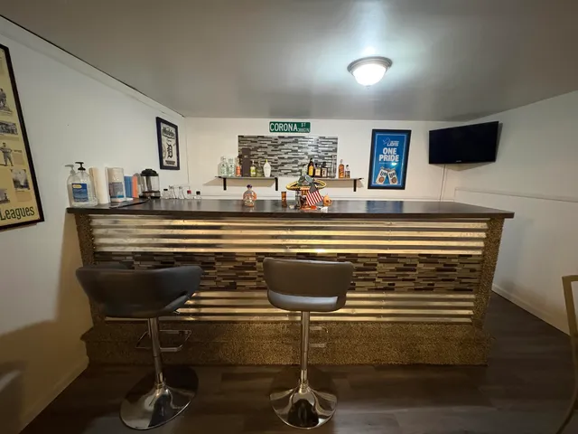 $259,999 | 3401 South Deerfield Avenue, Lansing, MI 48911